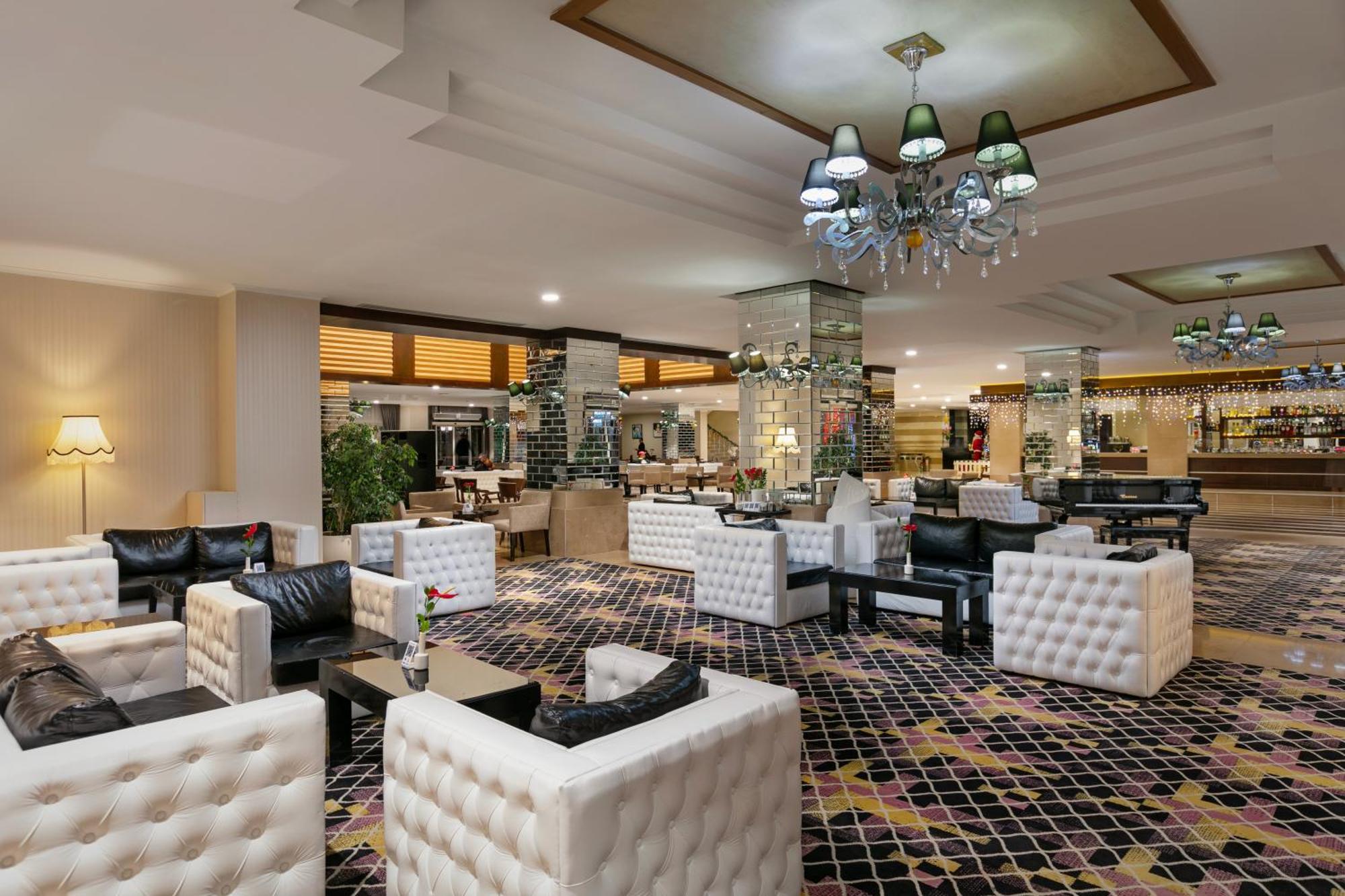 Dobedan Exclusive Hotel & Spa "Ex Brand Alva Donna Exclusive Hotel & Spa" โบยาซเคนท์ ภายนอก รูปภาพ
